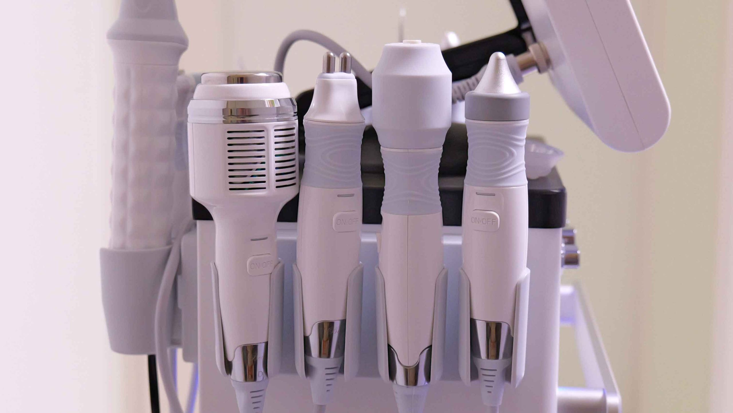 14-in-1 Bubble Hydrodermabrasion Machine Handle Detail Close-up